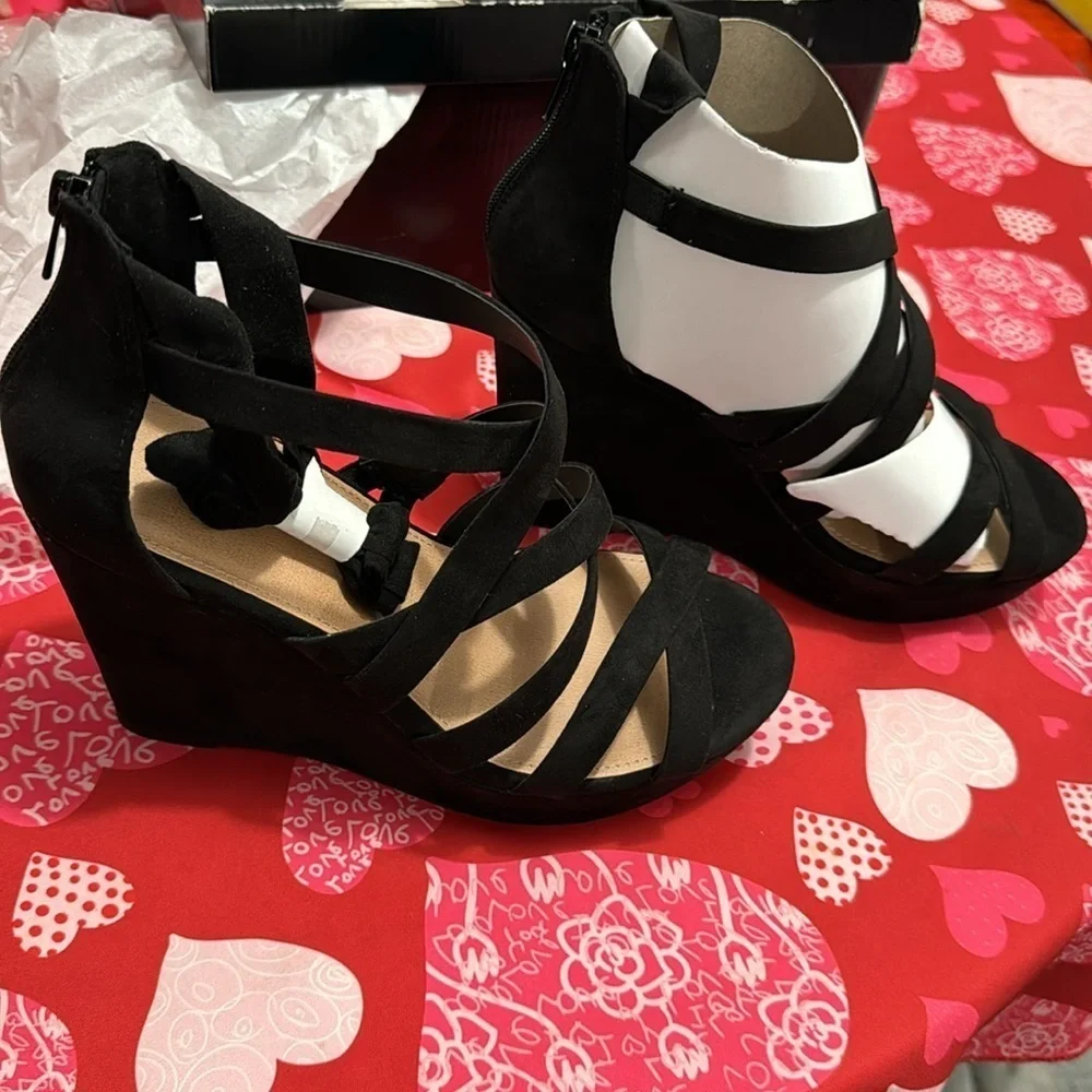 Torrid Ankle Wrap Platform Wedges size 9WW